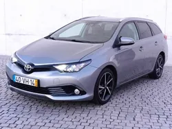 Cinzento Usado 2018 Toyota Auris Carrinha | € 15.490 (Preço elevado)