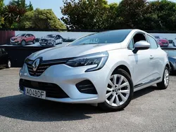 Cinza Usado 2022 Renault Clio V Equilibre | € 13.450 (Bom preço)