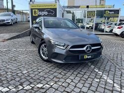 Cinza Usado 2019 Mercedes A180 Style | € 21.997 (Bom preço)