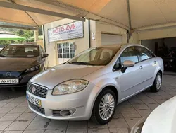 Cinza prata Usado 2007 Fiat Linea Emotion Sedan | € 3.750 (Bom preço)