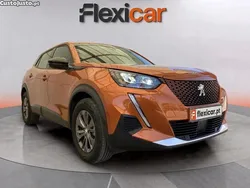 Vermelho Usado 2021 Peugeot e-2008 Active SUV | € 18.990 (Bom preço)