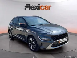 Cinza Usado 2022 Hyundai Kauai Premium SUV | € 19.890 (Preço justo)