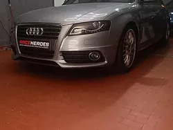 Cinzento Usado 2009 Audi A4 Sedan | € 9.600 (Bom preço)