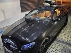 Preto Usado 2018 Mercedes E220 Coupé | € 46.900 (Preço justo)