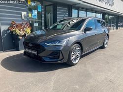 Branco Usado 2022 Ford Focus Sedan | € 16.900 (Preço elevado)