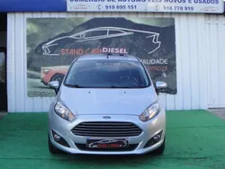 Cinza Usado 2015 Ford Fiesta Active Citadino | € 10.000 (Preço justo)
