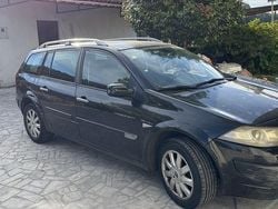 Usado 2007 Renault Mégane II Sedan | € 2.250 (Preço justo)