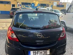 Usado 2009 Opel Corsa Sedan | € 4.000 (Bom preço)