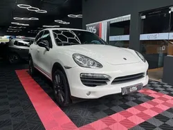 Branco Usado 2011 Porsche Cayenne SUV | € 29.500 (Bom preço)