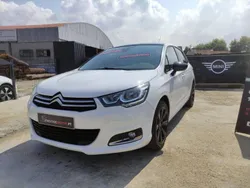 Branco Usado 2017 Citroën C4 Feel Citadino | € 14.400 (Preço justo)