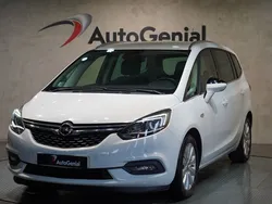 Cinza Usado 2017 Opel Zafira Dynamic Monovolume | € 13.990