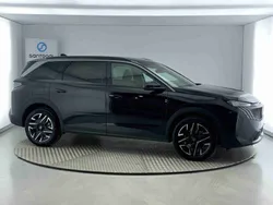 Preto Usado 2024 Peugeot 5008 Allure Monovolume | € 38.990