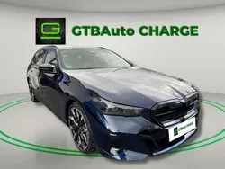 Azul Usado 2024 BMW i5 M Sport Sedan | € 79.750 (Super Preço)