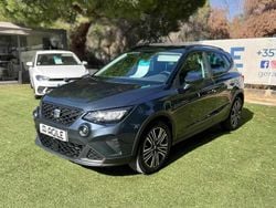 Cinzento Usado 2023 Seat Arona SUV | € 17.290 (Preço justo)