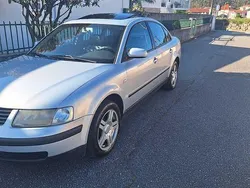 Usado 2000 VW Passat Sedan | € 2.000