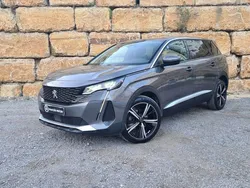 Cinzento Usado 2021 Peugeot 5008 Active Monovolume | € 28.950 (Caro)