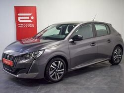 Cinza Usado 2023 Peugeot 208 Style Citadino | € 14.500 (Bom preço)