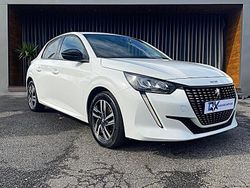Branco Usado 2020 Peugeot 208 Allure Citadino | € 16.900 (Preço justo)