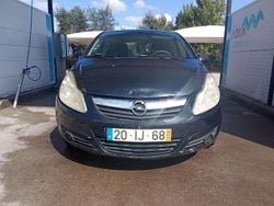 Usado 2009 Opel Corsa Sedan | € 2.250 (Bom preço)