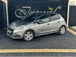 Cinza Usado 2019 Peugeot 208 Signature Sky Citadino | € 11.900 (Preço justo)
