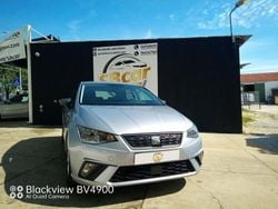 Cinzento Usado 2018 Seat Ibiza Reference Citadino | € 12.990