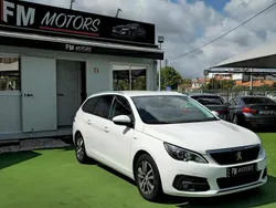 Branco Usado 2021 Peugeot 308 Citadino | € 19.850 (Preço justo)