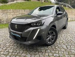 Cinza Usado 2022 Peugeot 2008 Active SUV | € 19.250 (Preço justo)