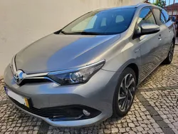 Usado 2015 Toyota Auris Touring Sports Carrinha | € 10.850 (Bom preço)