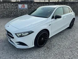 Branco Usado 2021 Mercedes A250 AMG line Citadino | € 29.950 (Preço justo)