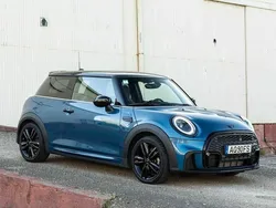 Azul Usado 2022 Mini John Cooper Works Premium Citadino | € 28.900