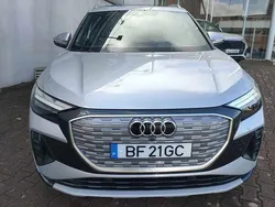 Cinzento Usado 2023 Audi Q4 e-tron SUV | € 47.990 (Preço elevado)