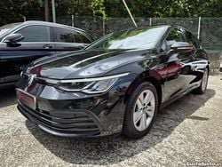 Preto Usado 2022 VW Golf VIII Life Citadino | € 21.500 (Preço justo)