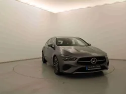 Cinzento Usado 2024 Mercedes CLA180 Sedan | € 42.990 (Preço justo)