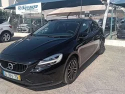 Preto Usado 2019 Volvo V40 Momentum Carrinha | € 18.900 (Preço elevado)