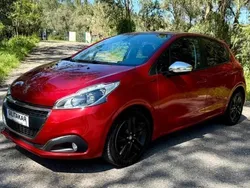 Vermelho Usado 2019 Peugeot 208 Citadino | € 10.900 (Preço justo)