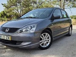 Usado 2005 Honda Civic Sedan | € 3.490