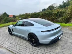 Cinzento Usado 2021 Porsche Taycan Sedan | € 59.990 (Super Preço)