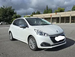 Usado 2017 Peugeot 208 GT-line Citadino | € 9.600 (Preço justo)