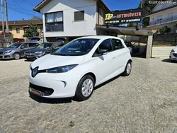 Branco Usado 2018 Renault Zoe Life Citadino | € 10.750 (Preço justo)