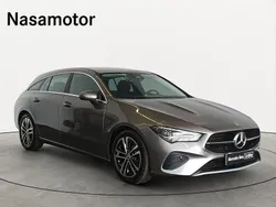 Cinzento escuro metalizado Usado 2024 Mercedes CLA180 Shooting Brake Carrinha | € 38.500 (Bom preço)