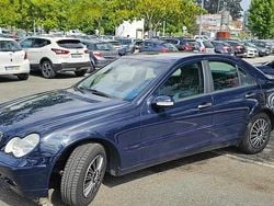 Azul Usado 2001 Mercedes C180 | € 8.500 (Preço elevado)