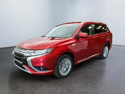 Vermelho Usado 2019 Mitsubishi Outlander P-HEV SUV | € 22.950 (Preço justo)