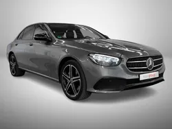 Cinza Usado 2020 Mercedes E300 Avantgarde Sedan | € 36.990 (Bom preço)