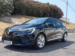 Preto Usado 2021 Renault Clio V Intens Citadino | € 15.250 (Bom preço)
