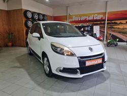 Branco Usado 2013 Renault Scénic III Dynamique Monovolume | € 8.700 (Preço justo)