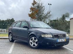 Usado 2002 Audi A4 Sedan | € 2.000