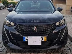 Preto Usado 2020 Peugeot 2008 SUV | € 14.999 (Bom preço)
