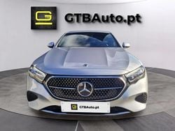 Cinza Usado 2024 Mercedes E220 Sedan | € 59.499