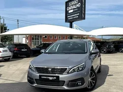 Cinza Usado 2019 Peugeot 308 Style Carrinha | € 16.000 (Preço justo)