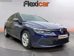 Azul Usado 2021 VW Golf VIII Life Carrinha | € 19.490 (Preço justo)